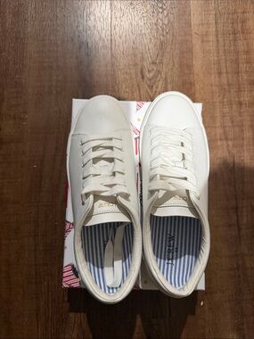 J. Crew Men’s Cream/White Low-Top Sneakers